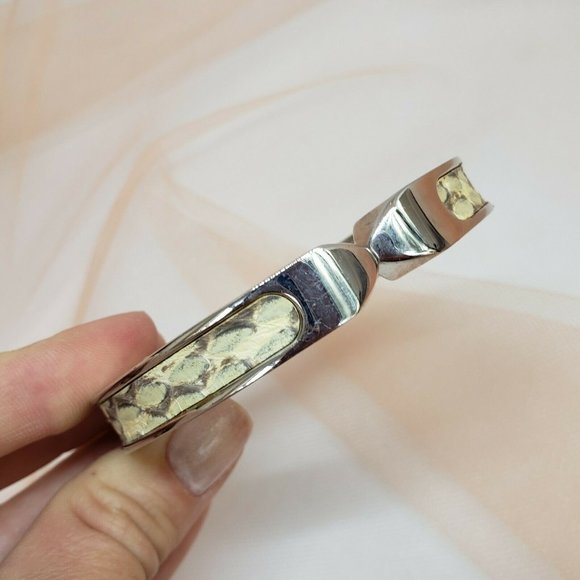 Stella & Dot Emerson Clamper Bangle Bracelet Snake - Picture 8 of 14